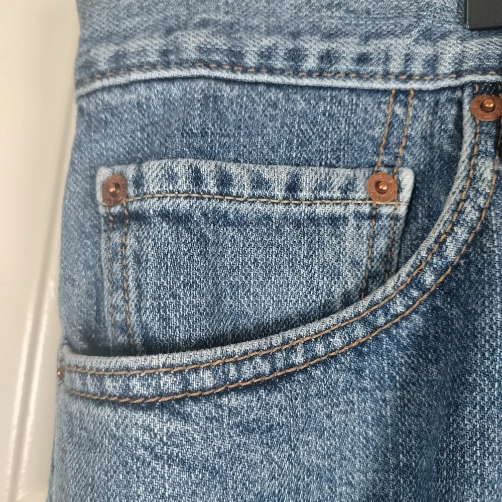 Vintage Levi's 505 Regular Fit Denim Shorts Jorts Medium‎ Wash Men's 36 x 10